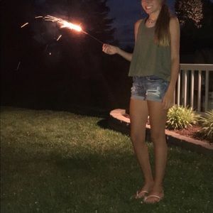 Meet your Posher, Hailey